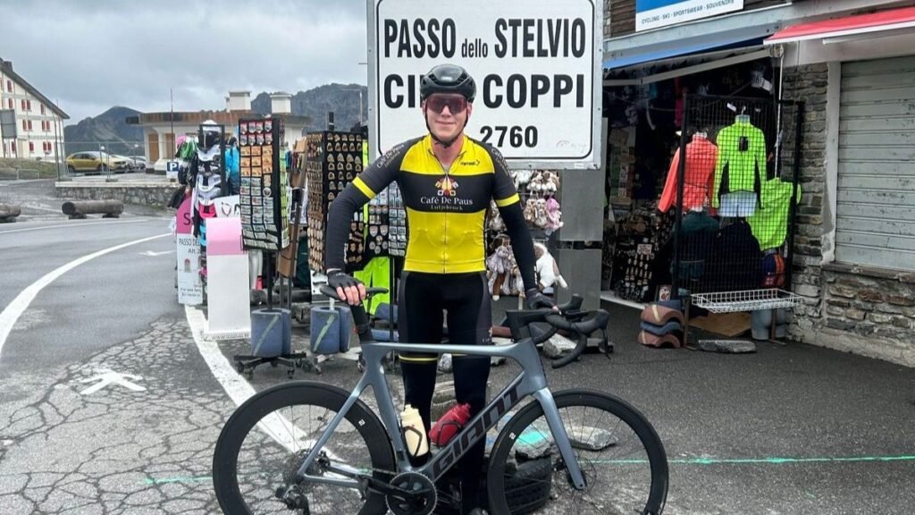 Tim Windt op de Stelvio met racefiets